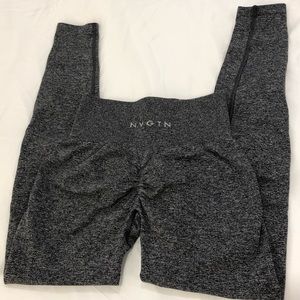 NVGTN dark grey speckled scrunch legging